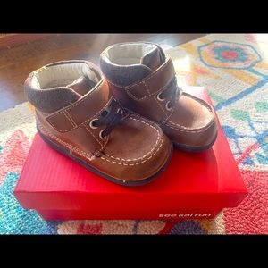 Toddler (6) Brown Leather Boot Shoes See Kai Run